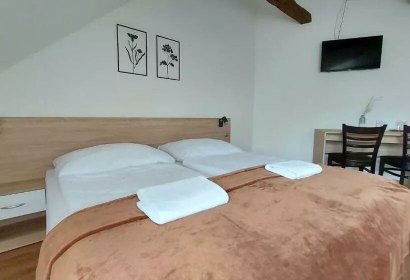 پانسیون Apartmány Podlavice