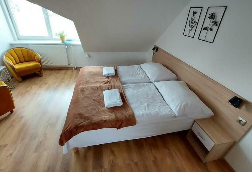 Pensão Apartmány Podlavice