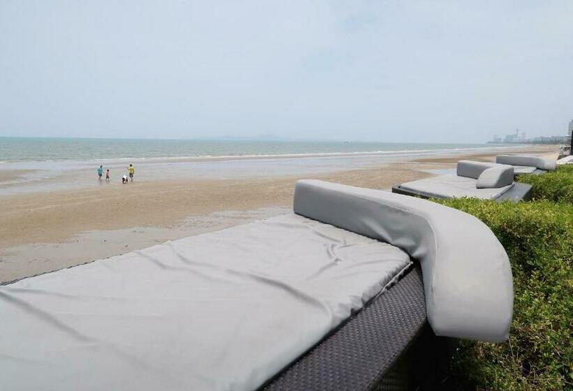 Seaview 2bed 2bath 19fl At Veranda Residence Pattaya