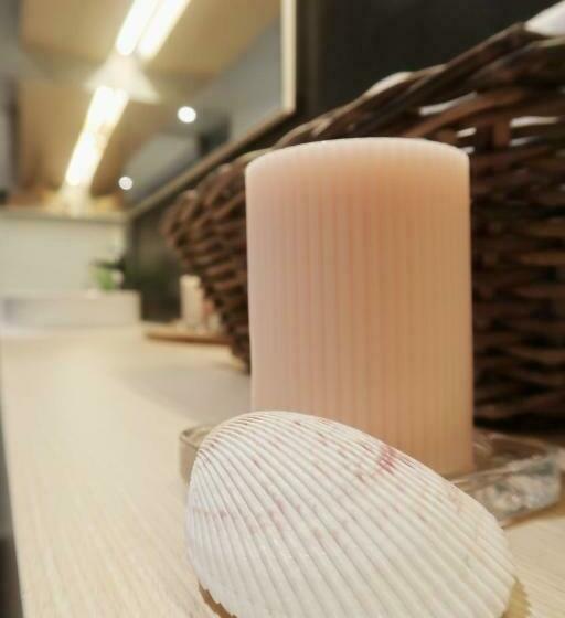 Seaview 2bed 2bath 19fl At Veranda Residence Pattaya