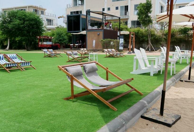 Seaview 2bed 2bath 19fl At Veranda Residence Pattaya