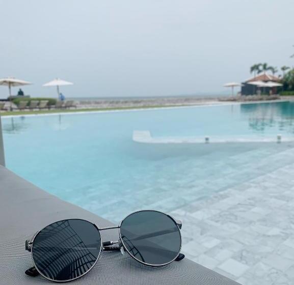 Seaview 2bed 2bath 19fl At Veranda Residence Pattaya