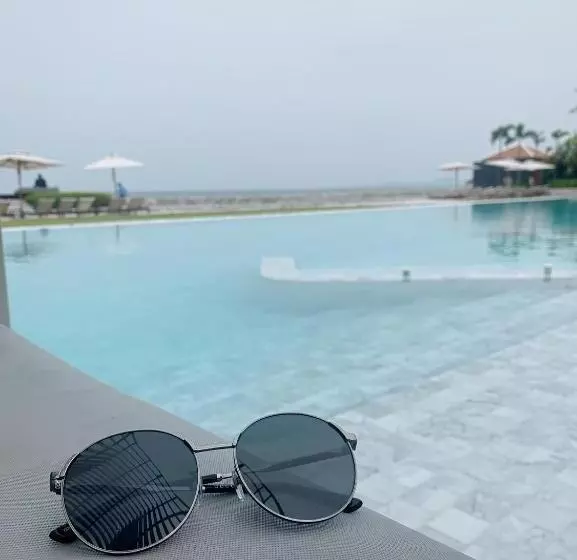 Seaview 2bed 2bath 19fl At Veranda Residence Pattaya