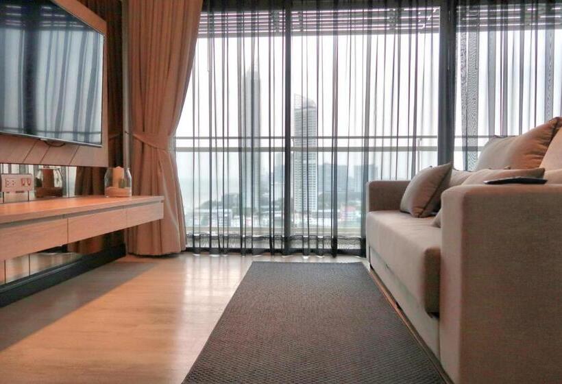 Seaview 2bed 2bath 19fl At Veranda Residence Pattaya