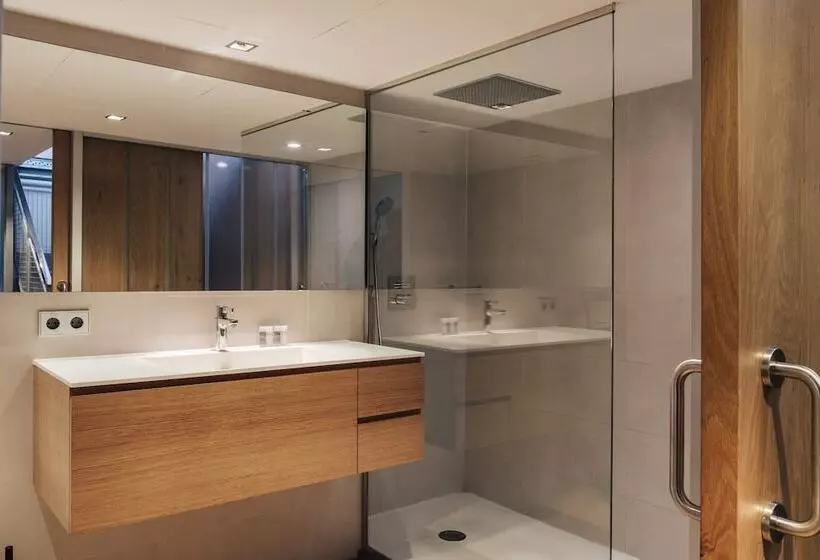 Barcelona Apartment Republica