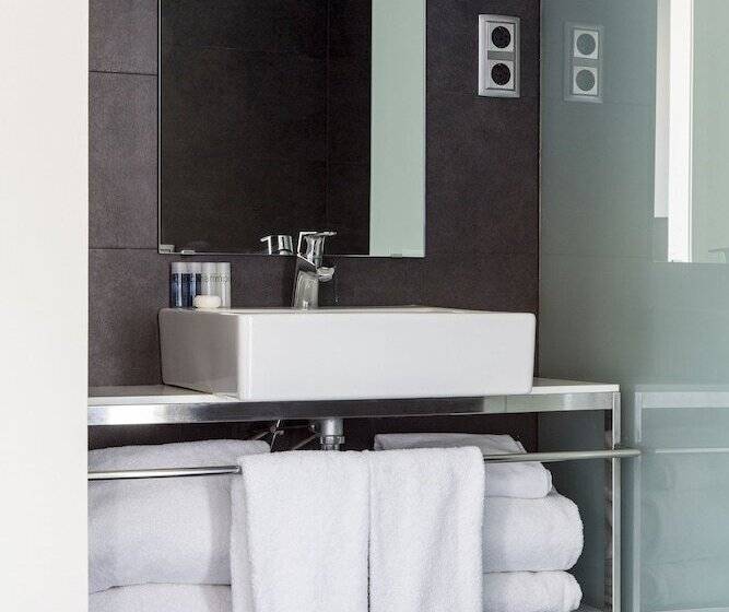 Barcelona Apartment Republica