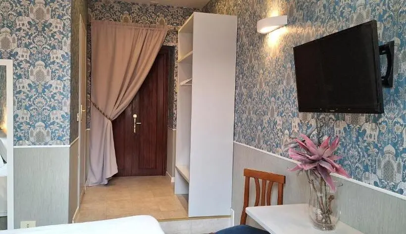 تختخواب و صبحانه Welcome House