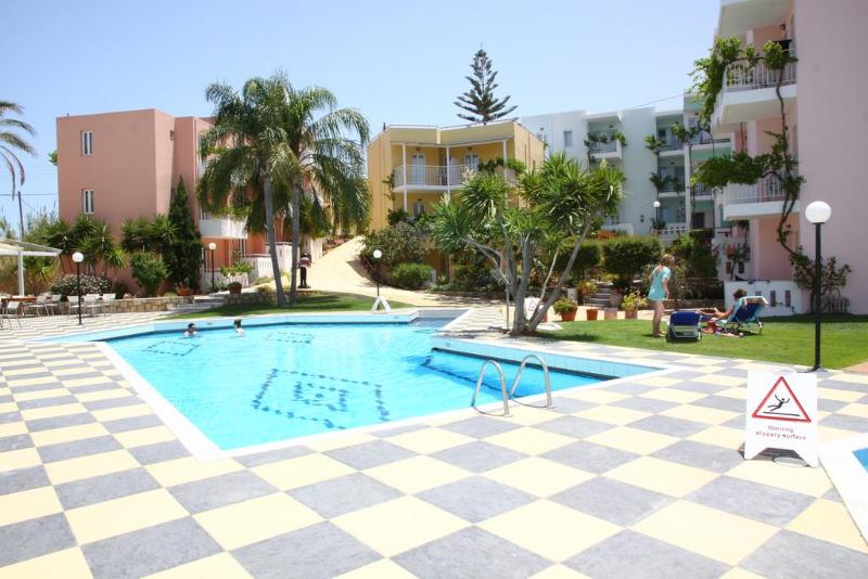 Bellos Hotel Apartments