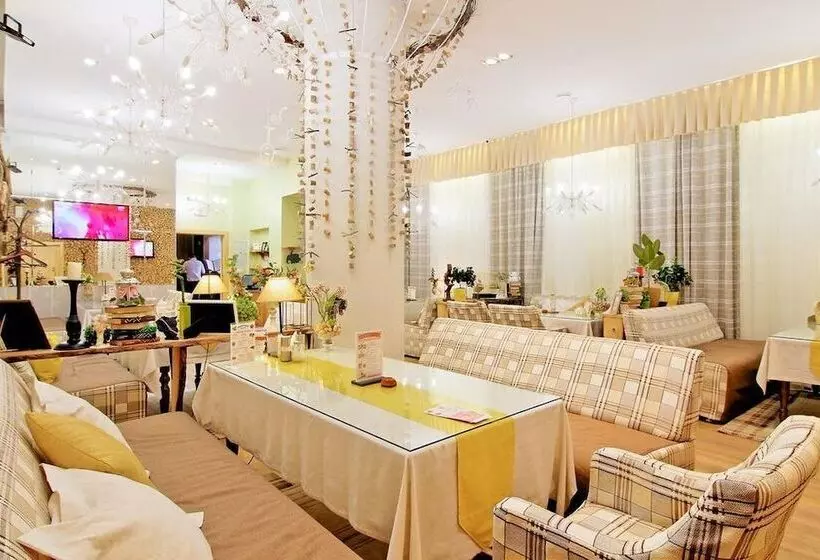 Business Hotel Avrora