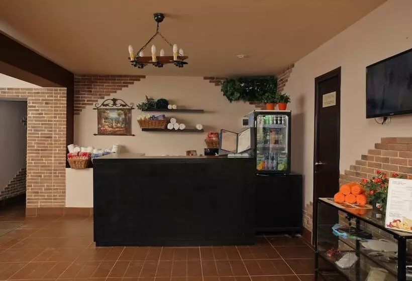 Business Hotel Avrora