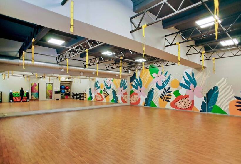 Business Hotel Avrora