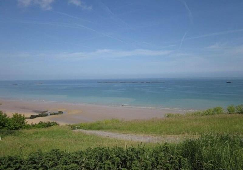 Gold Beach Hotel & Residence