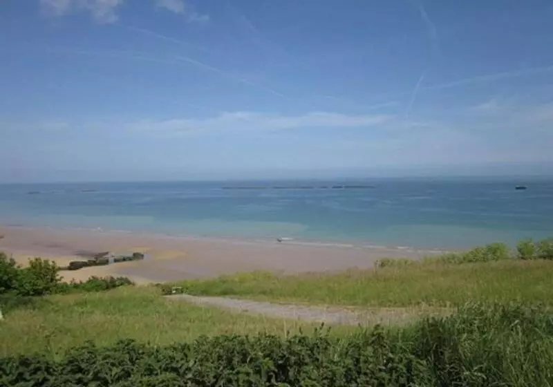 Gold Beach Hotel & Residence