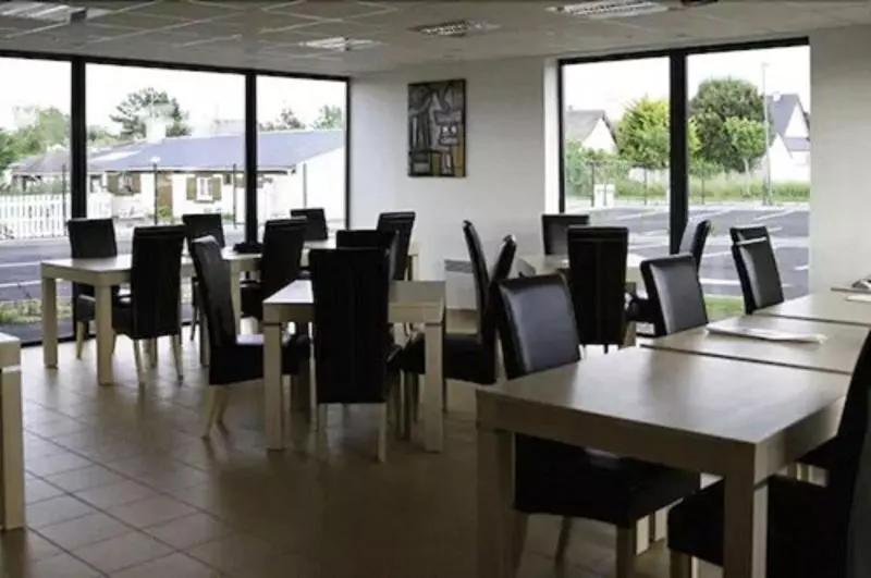 Gold Beach Hotel & Residence