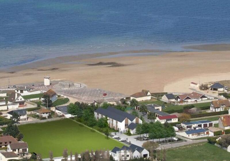 Gold Beach Hotel & Residence