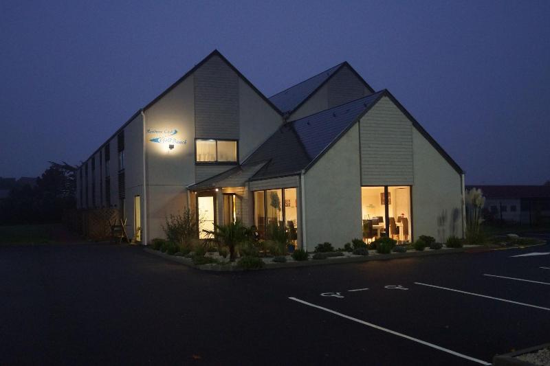 Gold Beach Hotel & Residence