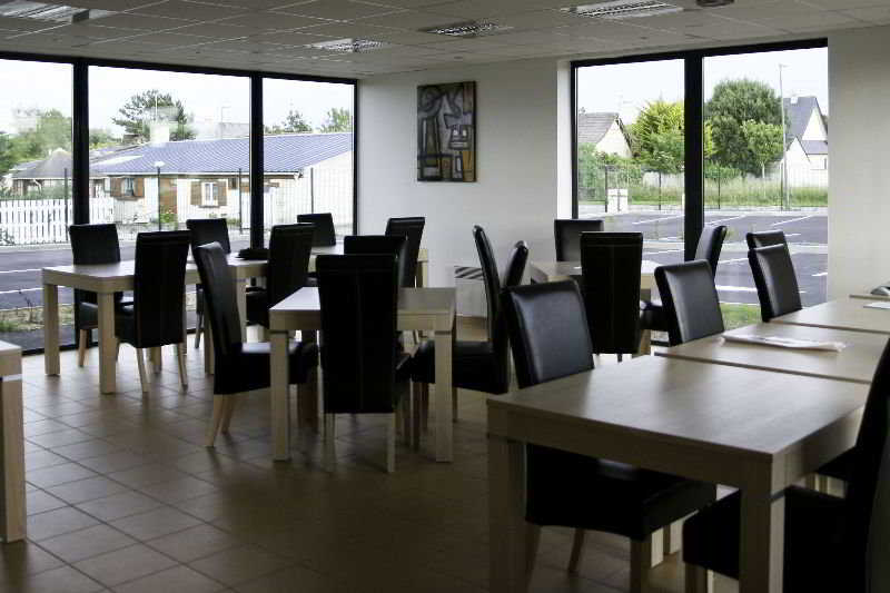 Gold Beach Hotel & Residence