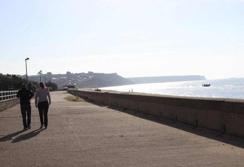 Gold Beach Hotel & Residence