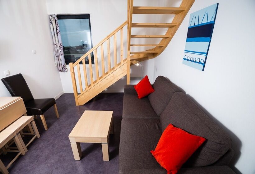 Gold Beach Hotel & Residence