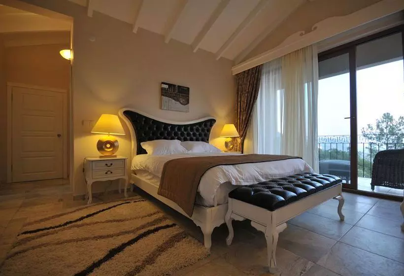 ホテル Amos Boutique Villa