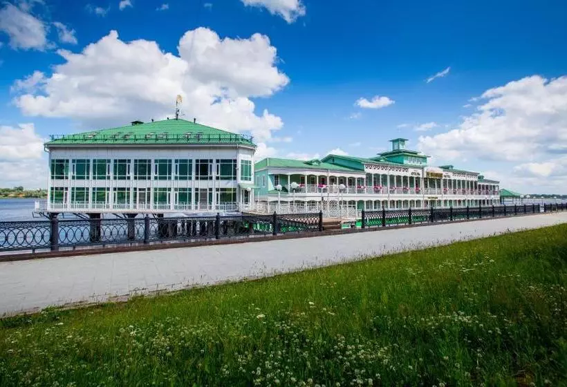 Отель Aqua Volzhskaya Zemchuzhina