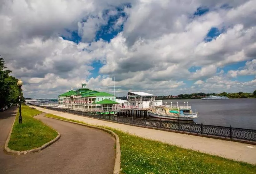 Отель Aqua Volzhskaya Zemchuzhina