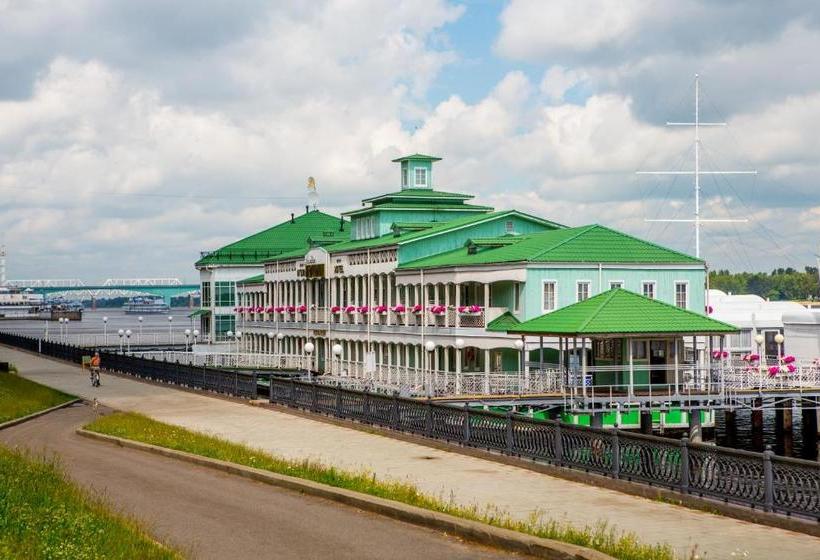 ホテル Aqua  Volzhskaya Zemchuzhina