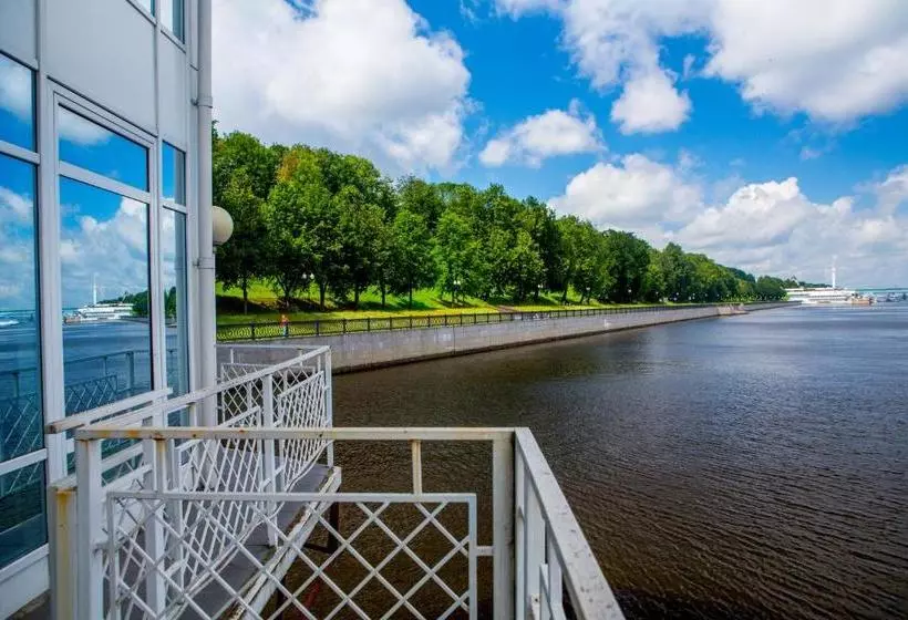 Отель Aqua Volzhskaya Zemchuzhina