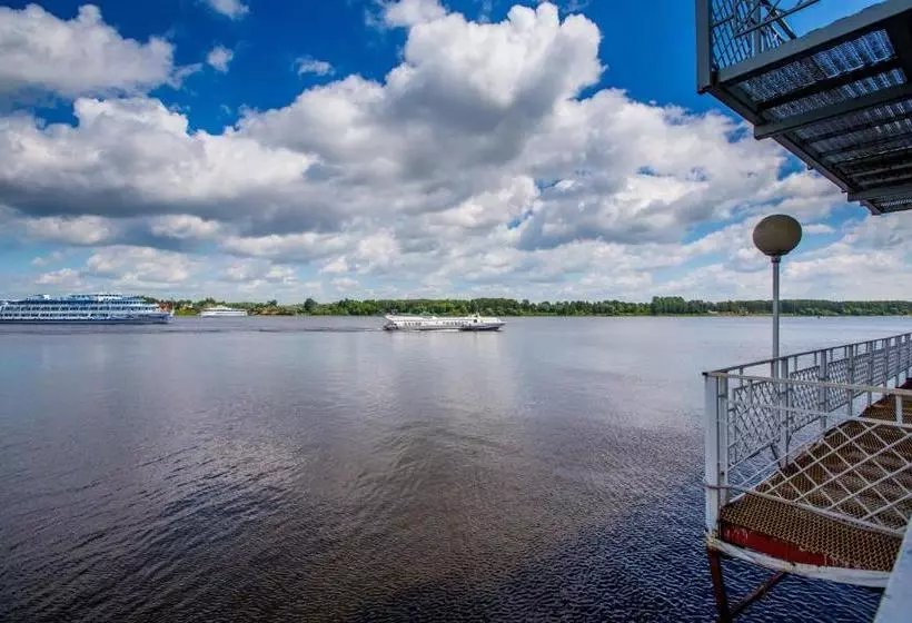 Отель Aqua Volzhskaya Zemchuzhina