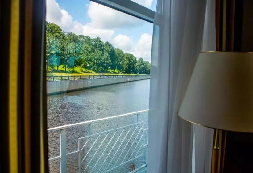 Отель Aqua Volzhskaya Zemchuzhina