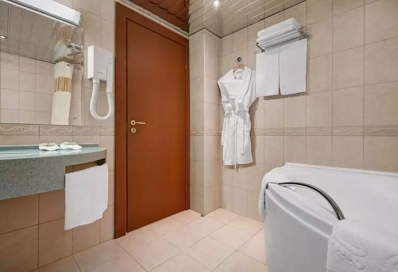 Отель Assambleya Nikitskaya