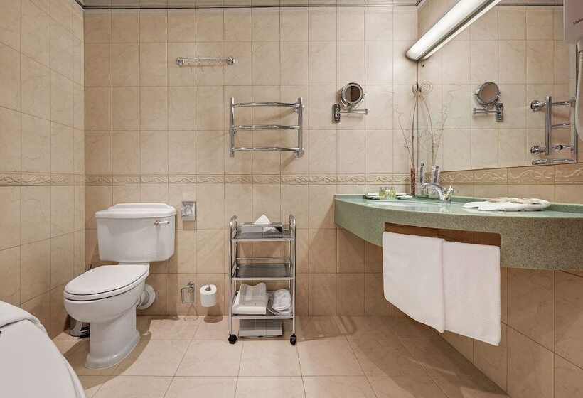 Отель Assambleya Nikitskaya