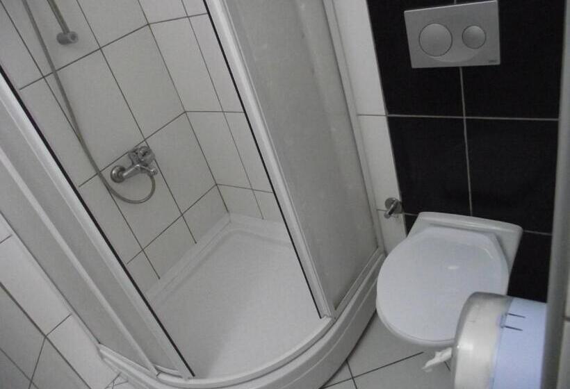 בית מלון כפרי Simus Beach