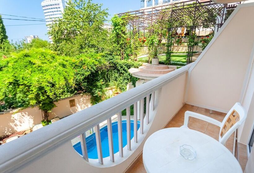 בית מלון כפרי Grace Nairi