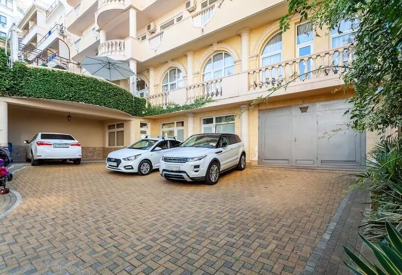 فندق Grace Nairi