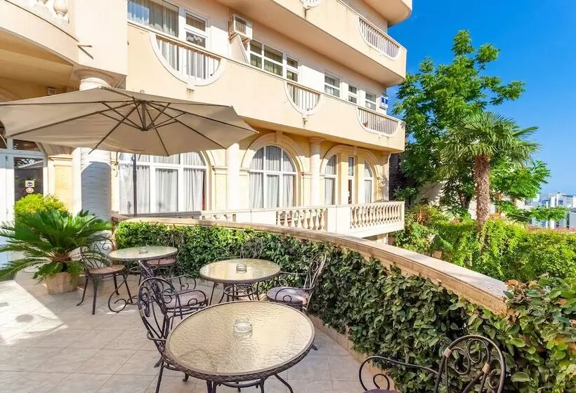 فندق Grace Nairi