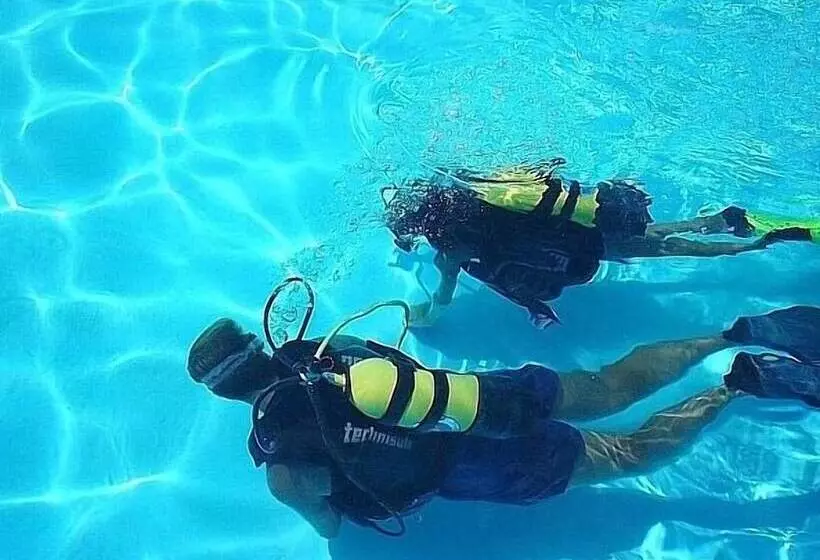 Отель Harmony E Rock