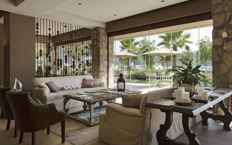 ホテル Marti Hemithea