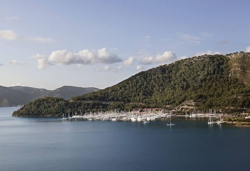 Отель Marti Hemithea