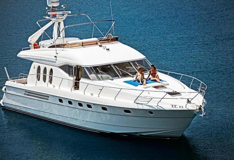 Отель Marti Hemithea