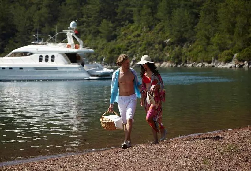 ホテル Marti Hemithea