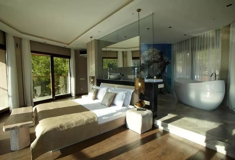 ホテル Marti Hemithea