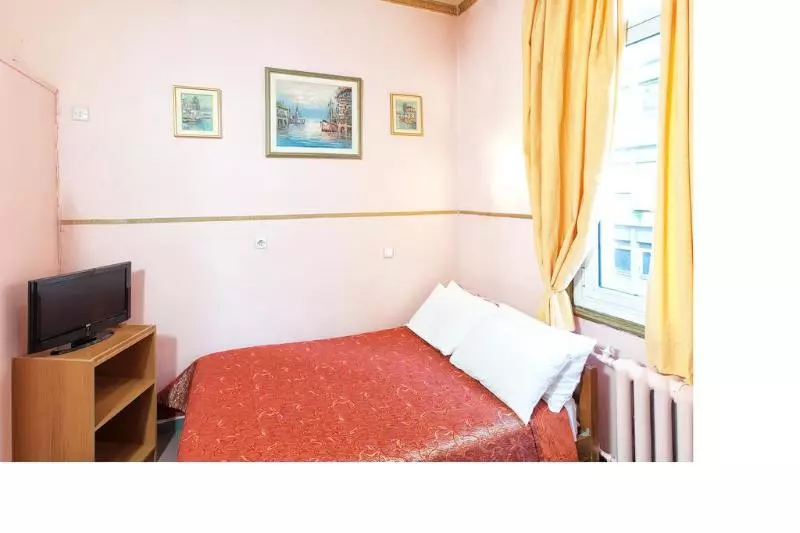 Hotel Nea Metropolis