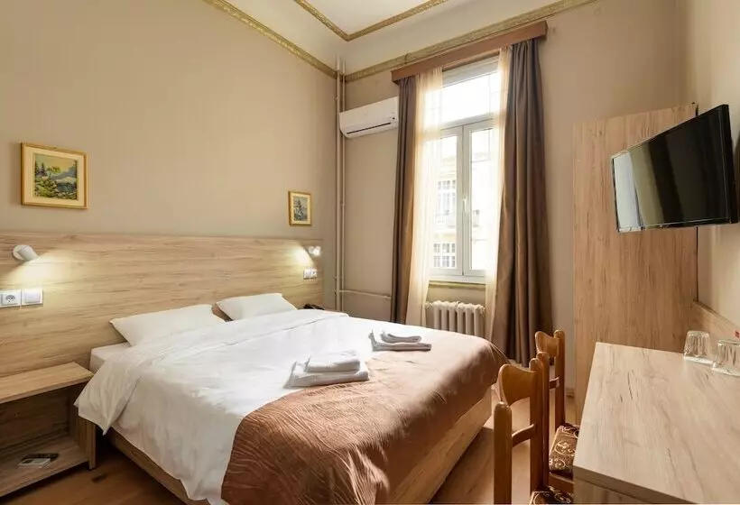 Hotel Nea Metropolis