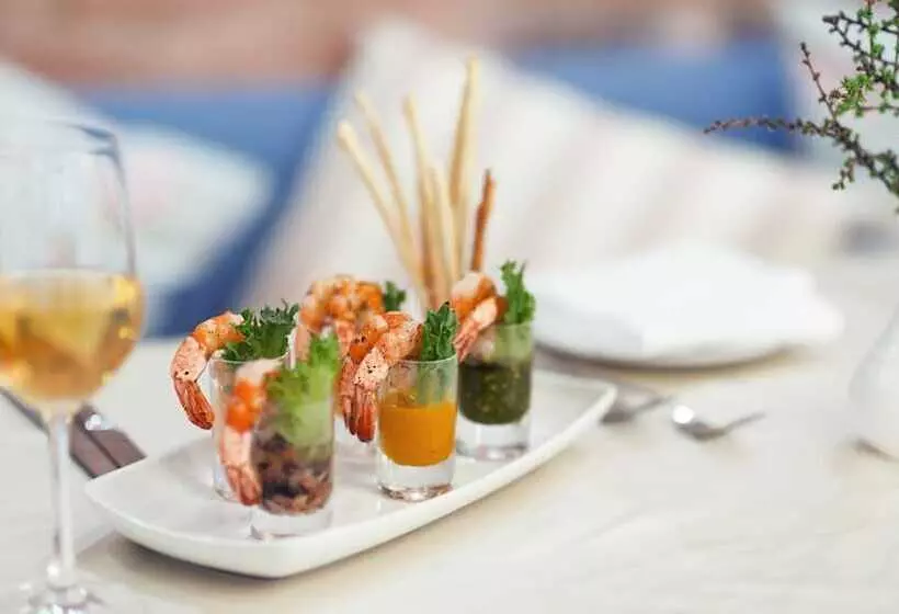 Отель Pacific Plaza Sakhalin