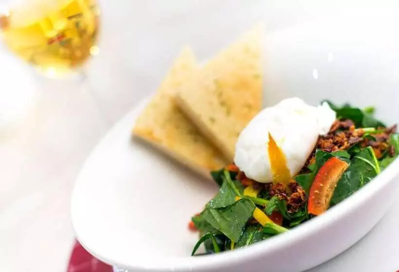 Отель Pacific Plaza Sakhalin