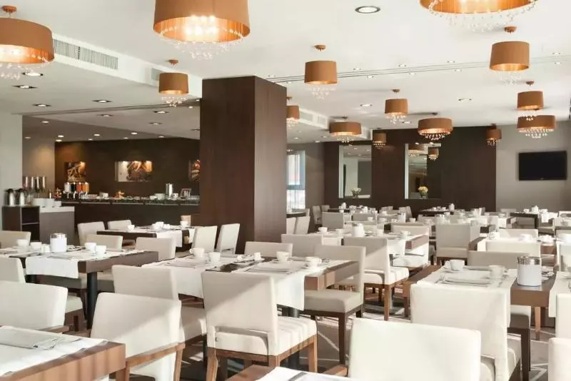 Hotel Ramada By Wyndham Pitesti