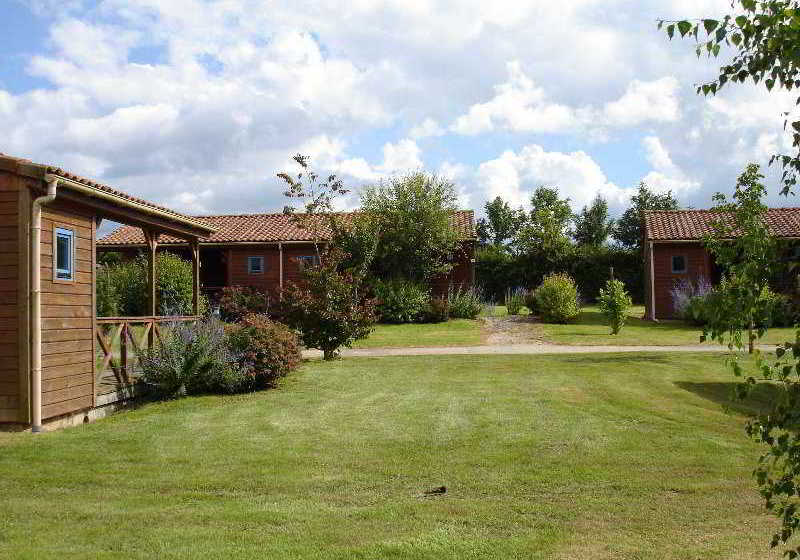 هتل روستایی Au Fil De L´eau