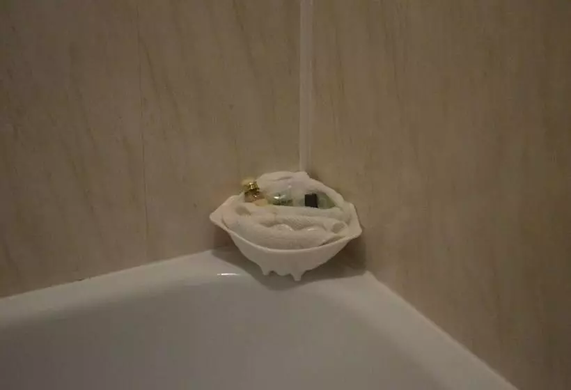 Отель Saints Bay