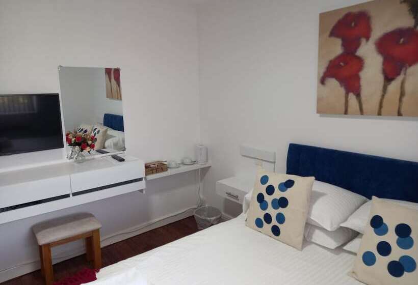 בית מלון כפרי Saints Bay